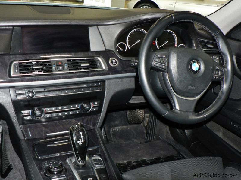 BMW 750i in Botswana