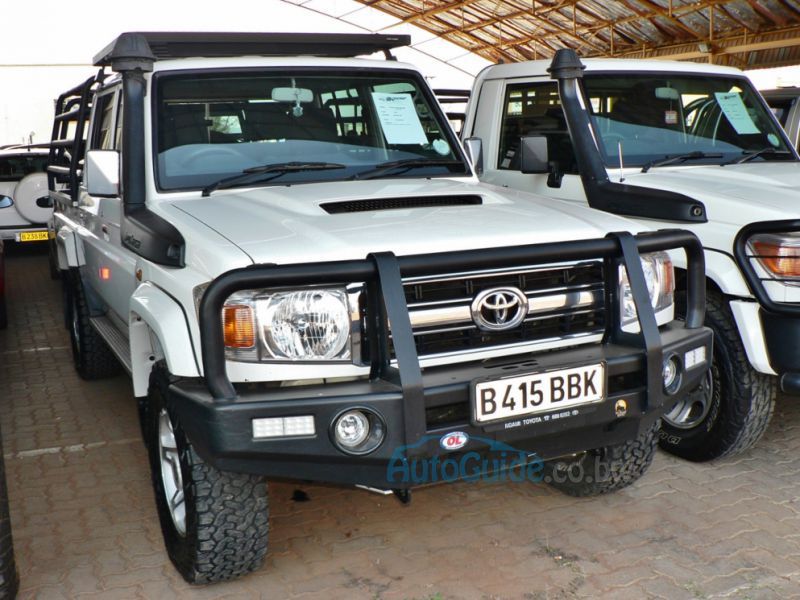 Toyota Land Cruiser  V8 in Botswana