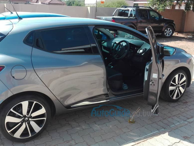 Renault Clio IV Dynamique TURBO in Botswana