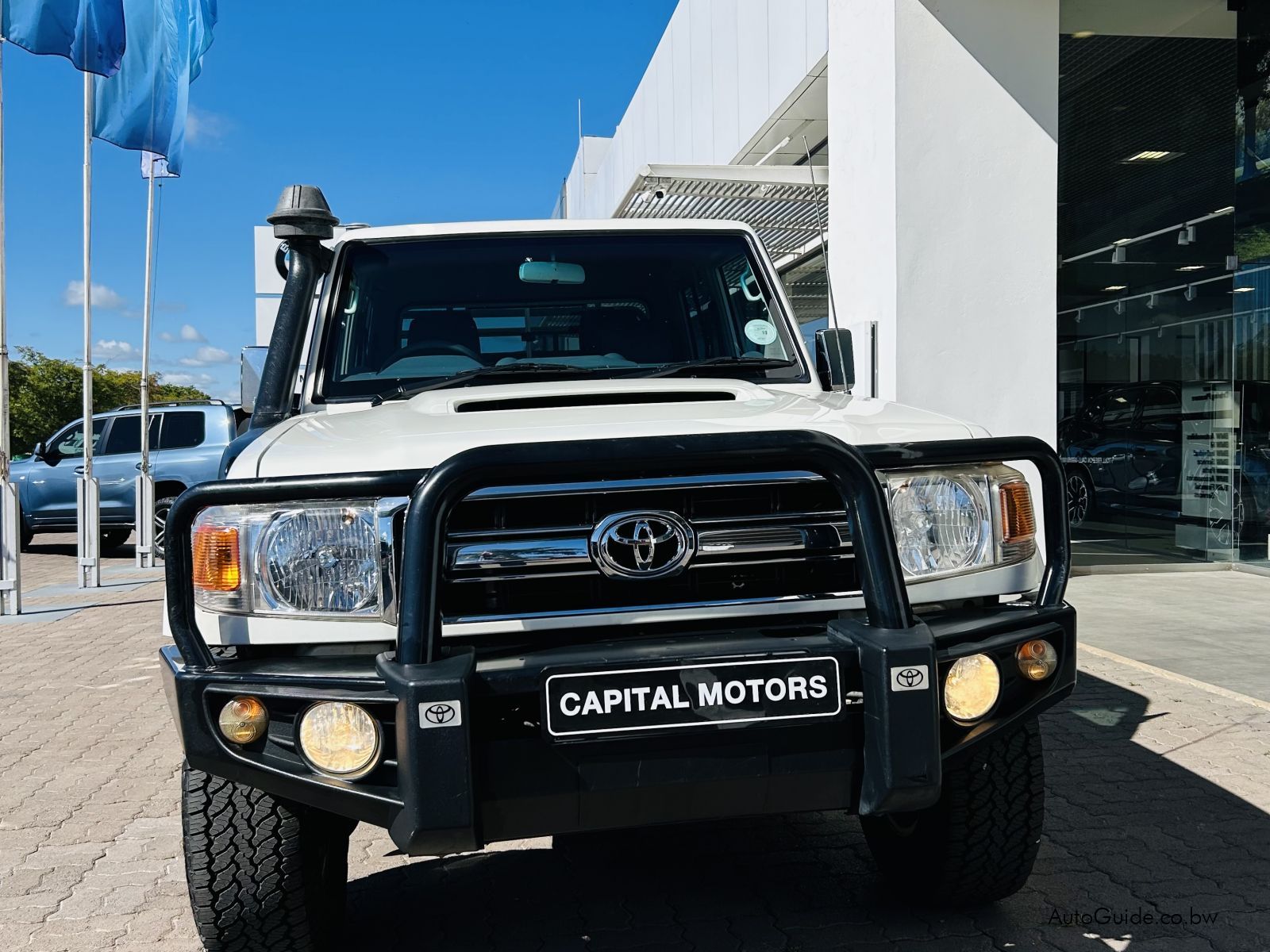 Used Toyota Land Cruiser 79 4.5L LX V8 | 2016 Land Cruiser 79 4.5L LX ...