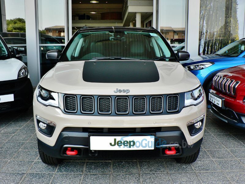 Jeep Compass Trailhawk in Botswana