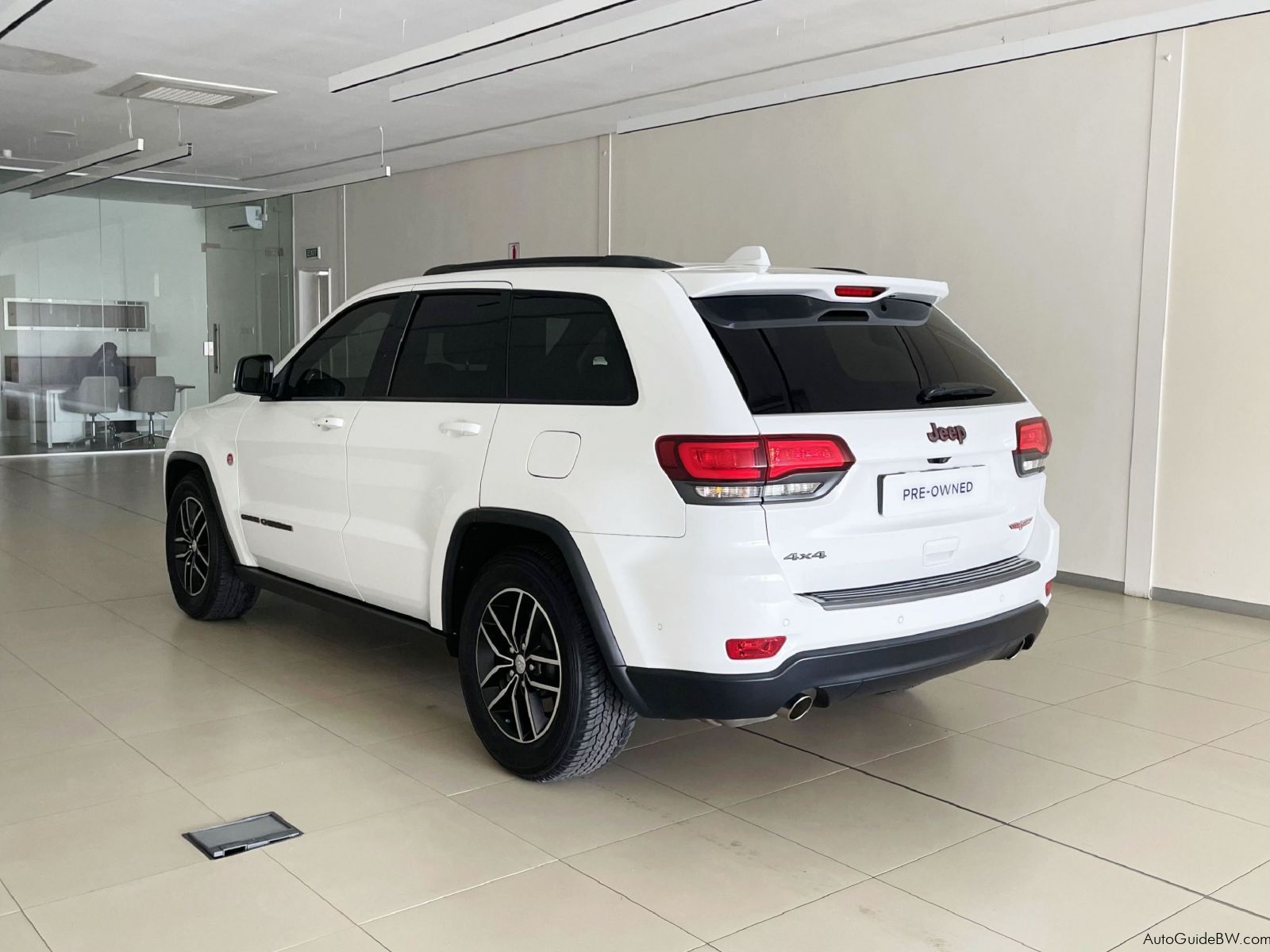 Jeep Grand Cherokee Trailhawk V6 in Botswana