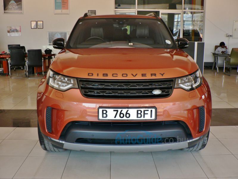 Land Rover Discovery HSE Si6 in Botswana