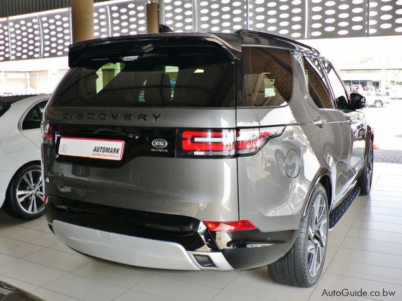 Land Rover Range Rover Discovery Dynamic HSE TD6 in Botswana