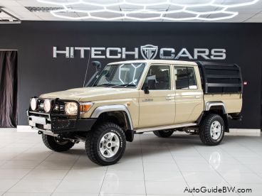 Pre-owned Toyota Land Cruiser V6 for sale in 