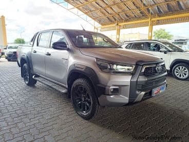 Pre-owned Toyota Hilux 2.8 Legend 4x4 for sale in 