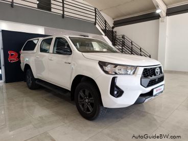 Pre-owned Toyota Hilux Raider GD-6 2.4 4x4 AT for sale in 
