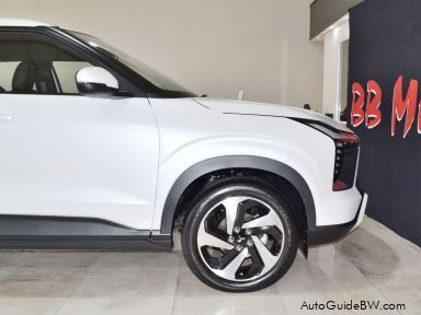Mitsubishi Outlander Sport - A/T - FWD in Botswana