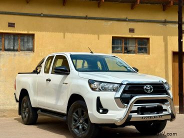 Pre-owned Toyota Hilux for sale in 