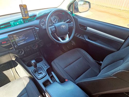 Toyota Hilux Raider GD-6 2.4L 4x4 in Botswana