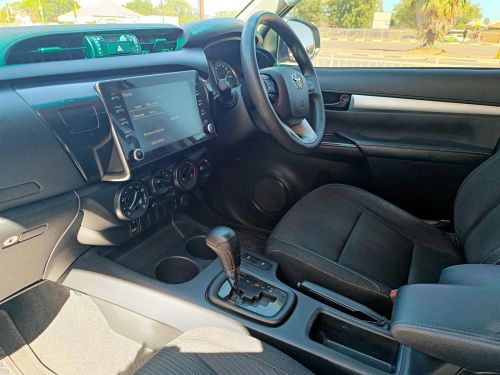 Toyota Hilux Raider GD-6 2.4L 4x4 in Botswana