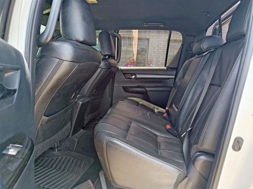 Toyota Hilux Legend 2.8GD-6 A/T in Botswana