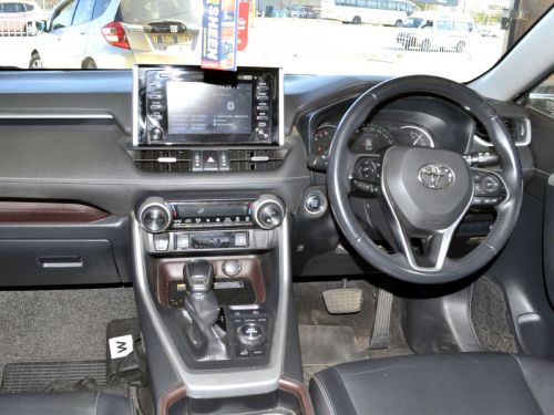 Toyota Rav4 VX in Botswana
