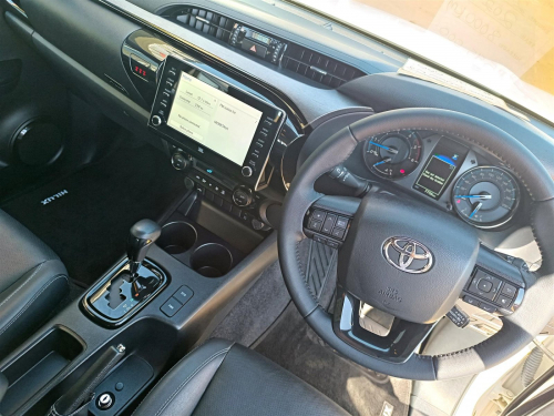 Toyota Hilux Legend 2.8 GD-6 in Botswana