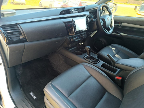 Toyota Hilux Legend 2.8 GD-6 in Botswana