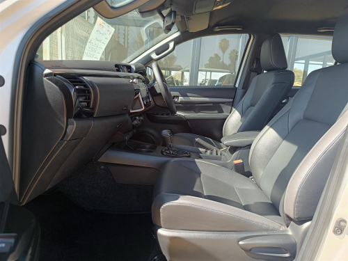 Toyota Hilux Legend 2.8 GD-6 in Botswana