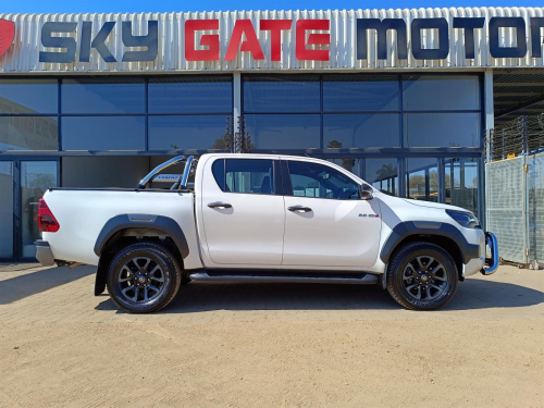 Toyota Hilux Legend 2.8 GD-6 in Botswana