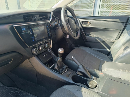 Toyota Corolla Prestige + in Botswana