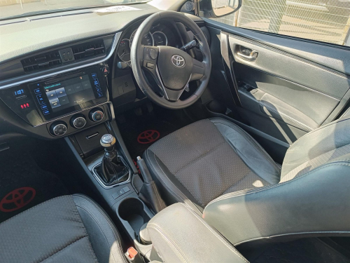 Toyota Corolla Prestige + in Botswana