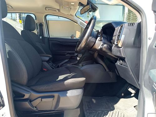 Ford Ranger XLT 4x4 A/T in Botswana