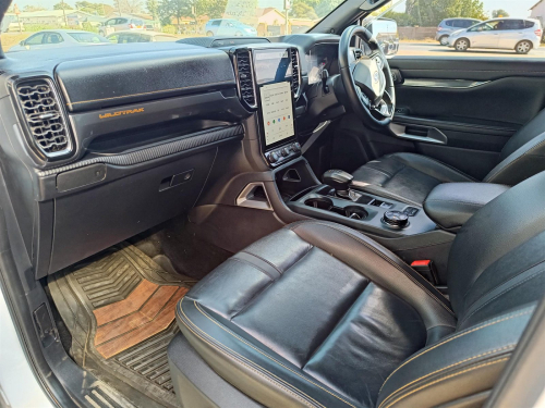 Ford Wildtrak Bi-Turbo 4x4 A/T in Botswana