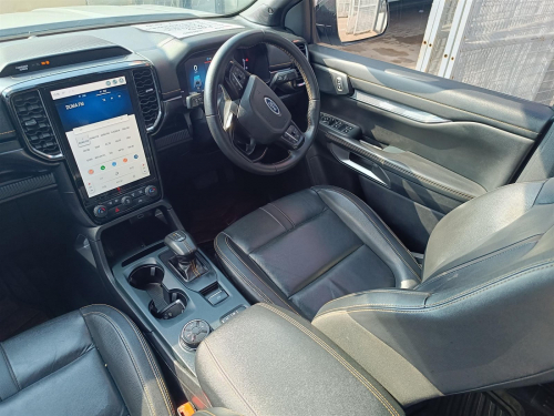 Ford Wildtrak Bi-Turbo 4x4 A/T in Botswana