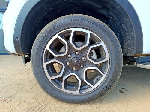 Ford Wildtrak Bi-Turbo 4x4 A/T in Botswana