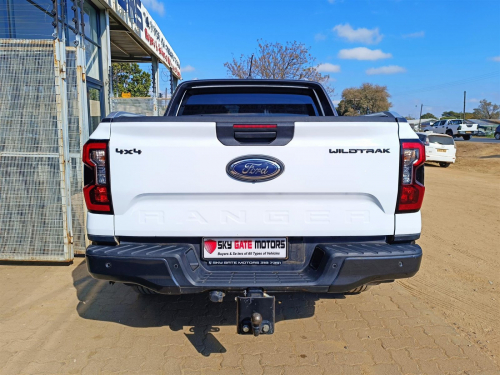 Ford Wildtrak Bi-Turbo 4x4 A/T in Botswana