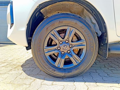 Toyota Hilux Raider 2.4 GD-6 4x4 D/Cab in Botswana