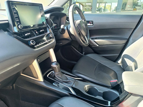 Toyota Corolla Cross XS 1.8L A/T in Botswana