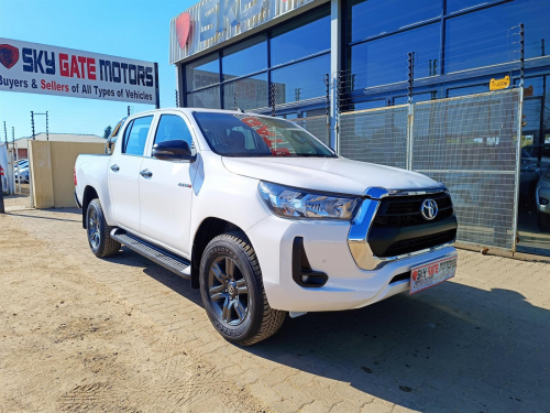 Toyota Hilux Raider 2.4GD-6 4x4 A/T in Botswana