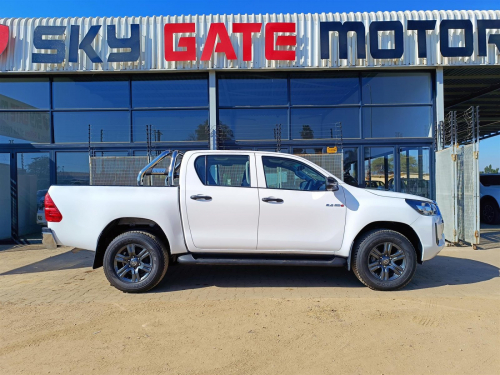 Toyota Hilux Raider 2.4GD-6 4x4 A/T in Botswana