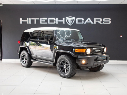 Toyota FJ Cruiser 4.0L A/T in Botswana