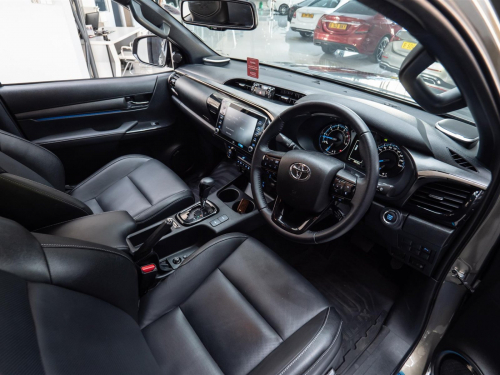 Toyota Hilux 2.8 GD6 Legend 55 in Botswana