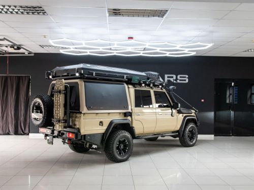Toyota Land Cruiser LX V8 in Botswana