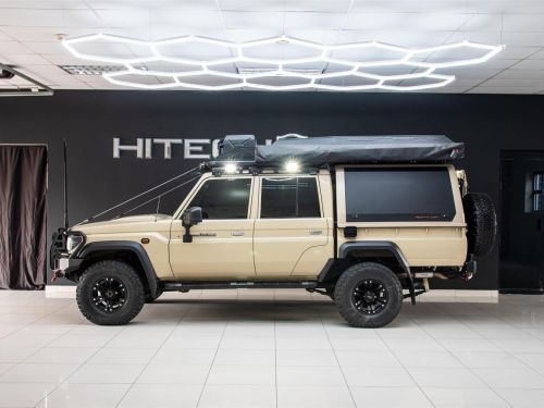 Toyota Land Cruiser LX V8 in Botswana