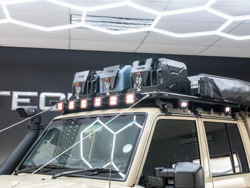 Toyota Land Cruiser LX V8 in Botswana