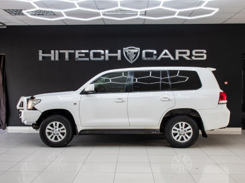 Toyota Land Cruiser 200S V8 Diesel in Botswana