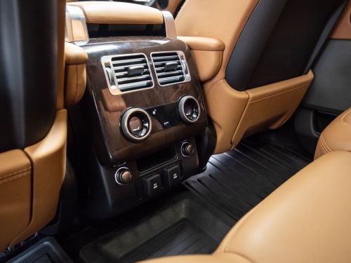 Range Rover Vogue SE SD V8 in Botswana