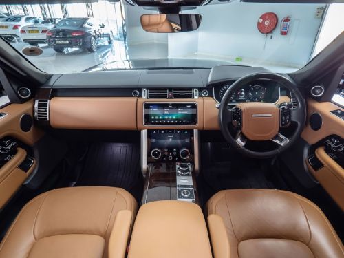 Range Rover Vogue SE SD V8 in Botswana