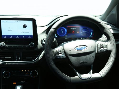 Ford Puma Ecoboost ST-Line Vignale in Botswana