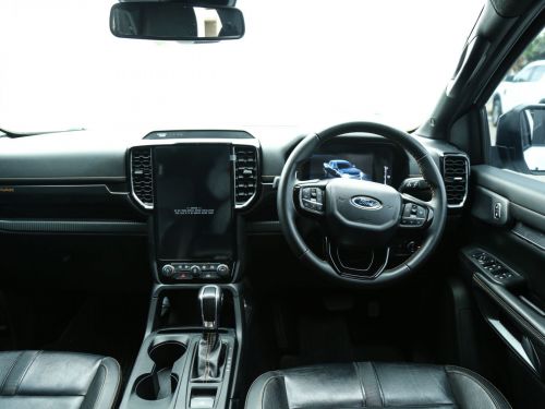 Ford Ranger Wildtrak BiT 10AT in Botswana