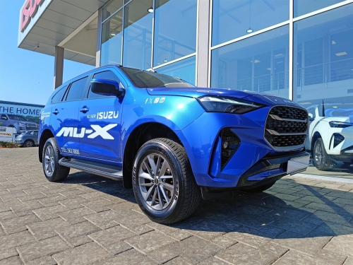 Isuzu MU-X 4WD 3.0L A/T in Botswana