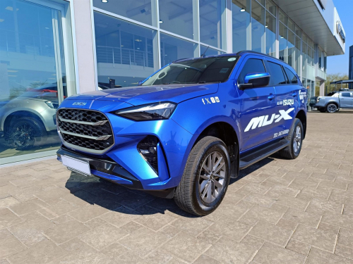 Used Isuzu MU-X 4WD 3.0L A/T for sale in Gaborone