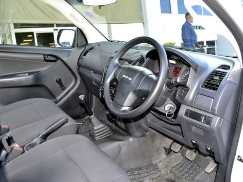 Isuzu D-Max Gen6 Safety in Botswana