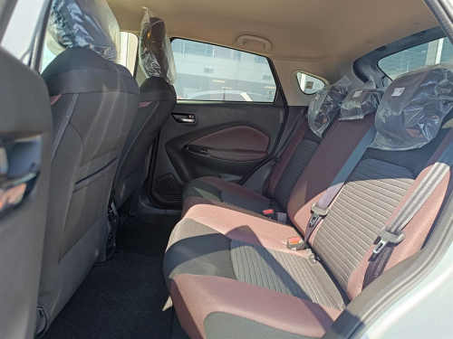 Suzuki Fronx GLX A/T in Botswana