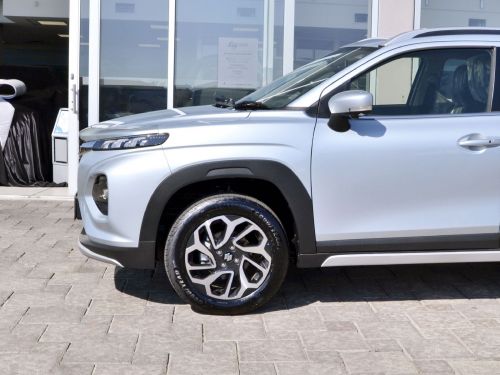 Suzuki Fronx GLX in Botswana
