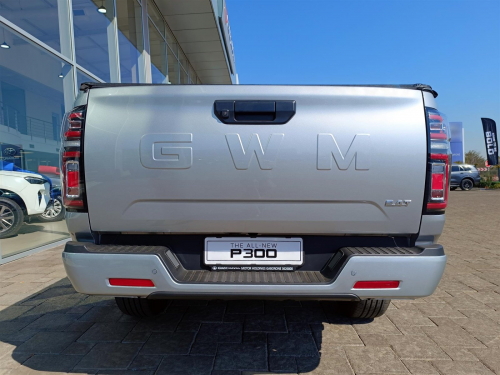 GWM P Series P300 2.4T 4x2 A/T in Botswana