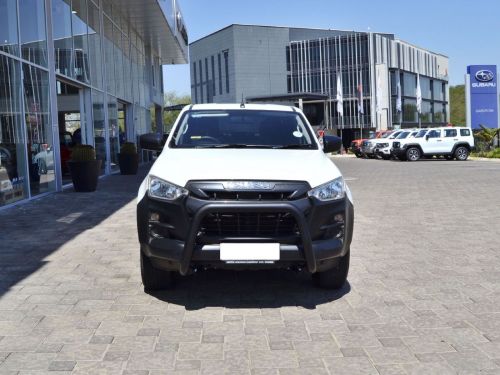 Isuzu D-Max 1.9L 4x4 D/Cab in Botswana