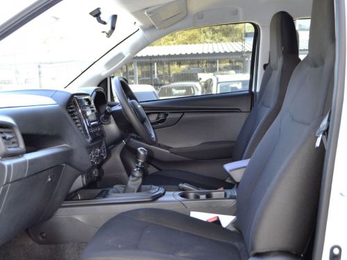 Isuzu D-Max 1.9L 4x4 D/Cab in Botswana